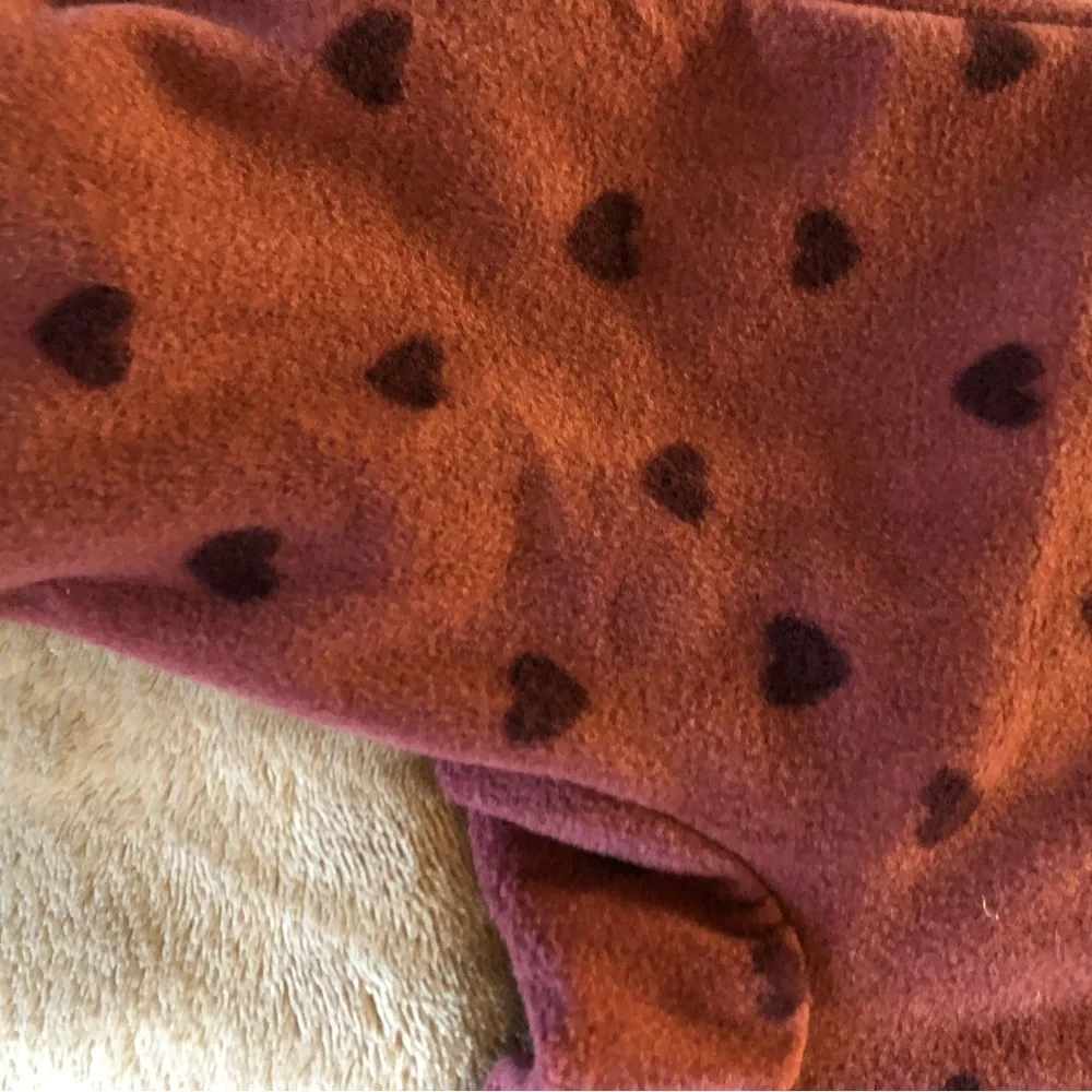 NWT Carter’s Baby Heart Print 2 Ways Zip Fleece Size 6 Months keeps baby Warm